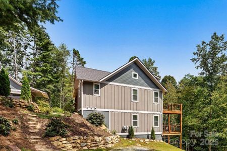 New construction Single-Family house 65 Sky Vista Ln, Hendersonville, NC 28792 - image