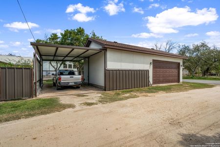 New construction Single-Family house 317 E El Paso St, Brackettville, TX 78832 - image