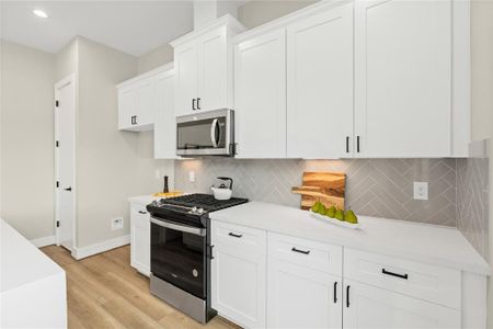New construction Single-Family house 2131 Blalock St, Unit I, Houston, TX 77080 null- photo 19 19