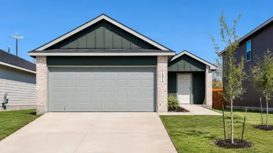 New construction Single-Family house 16016 Mahogany Wy, Elmendorf, TX 78112 plan The Estero - image