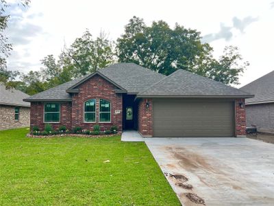 New construction Single-Family house 1031 S Anderson St, Angleton, TX 77515 - image
