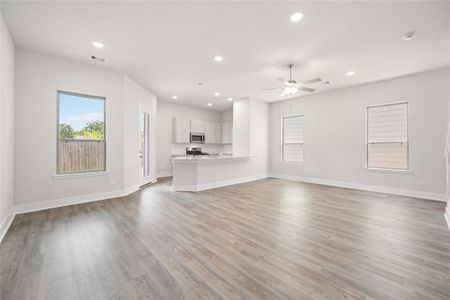 New construction Single-Family house 13439 Sun Cay Dr, Houston, TX 77047 plan Patton - image 13