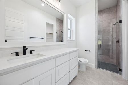 New construction Single-Family house 2008 Vaquero Dr, Weatherford, TX 76088 - image 7