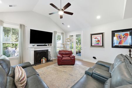 New construction Single-Family house 2021 Kings River Trl, Hollywood, SC 29449 - image 12