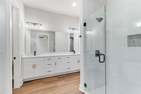 New construction Single-Family house 118 Rosebud Ranch Rd, Bertram, TX 78605 - image 11