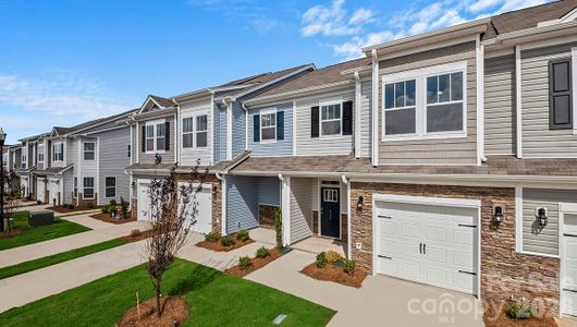 New construction Townhouse house 376 Creekview Rd, Hendersonville, NC 28792 plan Lansing - image