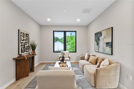 New construction Single-Family house 516 Clayton St, Orlando, FL 32804 - image 7