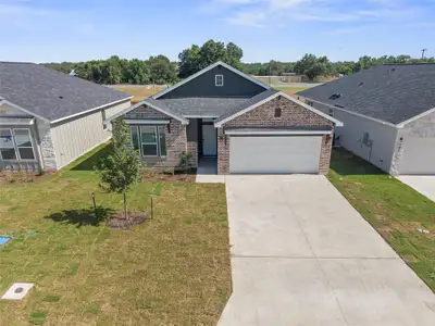 New construction Single-Family house 548 Gus Lp, Georgetown, TX 78626 plan Medina - image
