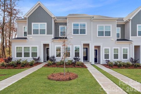 New construction Townhouse house 4750 Lakeview Rd N, Unit 18, Charlotte, NC 28216 - image