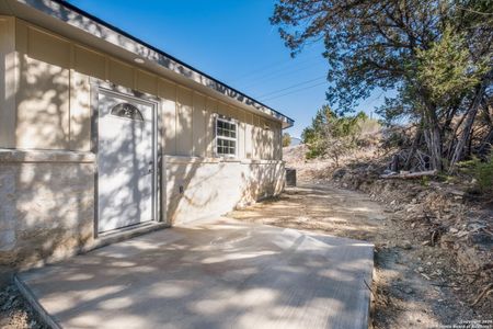 New construction Single-Family house 237 Hopi Trl, Bandera, TX 78003 - image