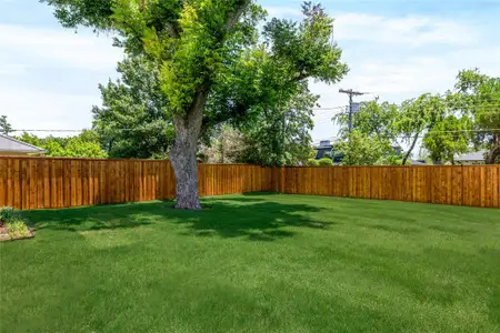 New construction Single-Family house 7522 Midbury Dr, Dallas, TX 75230 - image