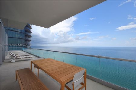 New construction Condo/Apt house 18501 Collins Avenue, Unit 2301, Sunny Isles Beach, FL 33160 - photo 26 26