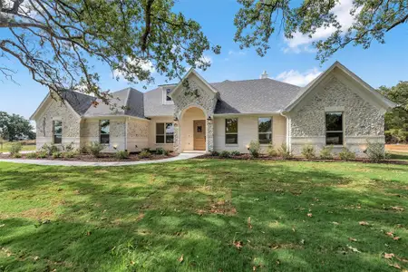 New construction Single-Family house 2013 Forest Bridge Dr, Azle, TX 76020 - image 2