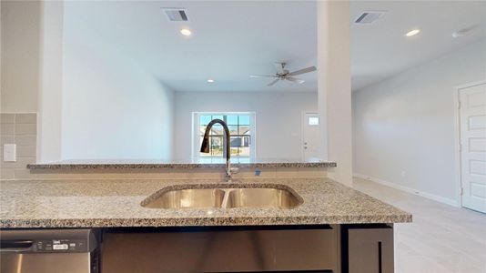 New construction Single-Family house 11833 E Gate Dr, Willis, TX 77318 plan Catalina - image 14