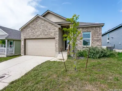 New construction Single-Family house 5425 Cloves Cov, Converse, TX 78109 - image