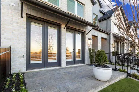 Patio/Backyard Patio/Backyard
