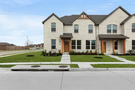 New construction Townhouse house 4609 Avion Dr, Sanger, TX 76266 - image
