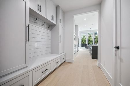 New construction Single-Family house 2205 North Blvd, Houston, TX 77098 - image 10