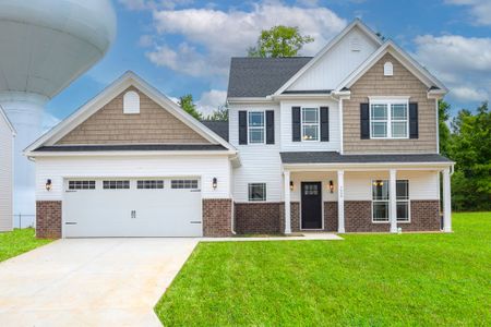 New construction Single-Family house 40 Rosewood Ln, Youngsville, NC 27596 The Sullivan- photo 0 0