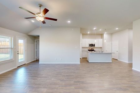New construction Single-Family house 7416 Sunset Valley Ln, Denton, TX 76249 plan Kingsley - 40' Smart Series - image 13