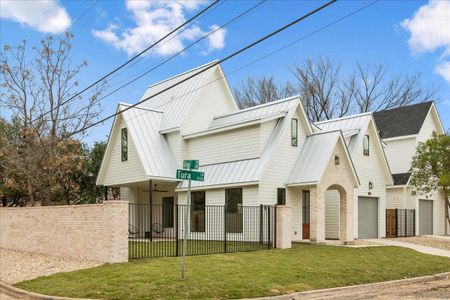 New construction Single-Family house 5700 Tura Ln, Austin, TX 78721 null- photo 1 1