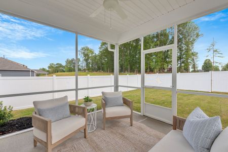 New construction Single-Family house 105 Avery Woods Dr, Longs, SC 29568 plan Benton II - image 3