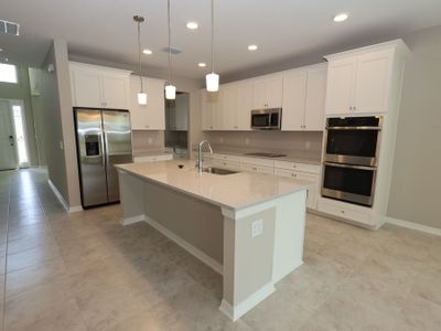 New construction Single-Family house 5792 Freesia Dr, Lakeland, FL 33811 plan Mira Lago - image 3