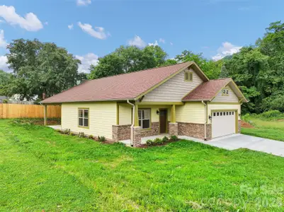 New construction Single-Family house 99 Junes Wy, Waynesville, NC 28786 - image
