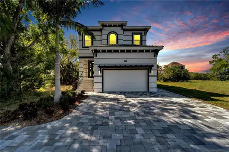 New construction Single-Family house 548 Estuary Shore Ln, Apollo Beach, FL 33572 null- photo 0