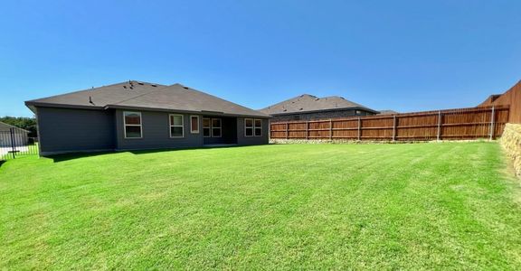 New construction Single-Family house 2642 Streamside Dr, Burleson, TX 76028 Pembridge II- photo 29 29