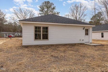 New construction Single-Family house 305 E Pope Ave, Kenly, NC 27542 null- photo 20 20