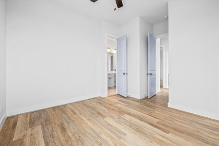 New construction Single-Family house 25830 Bay Breeze Dr, Galveston, TX 77554 - image 18