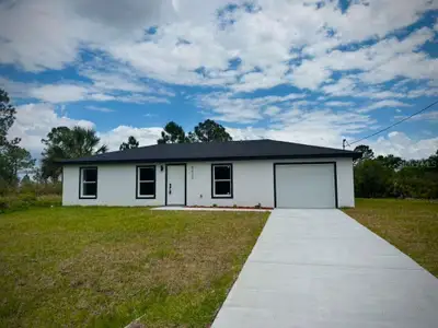 New construction Single-Family house 5620 Virtudes St, Sebring, FL 33872 - image