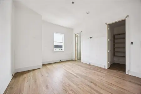 New construction Single-Family house 308 Fowler St, Houston, TX 77007 - image 19