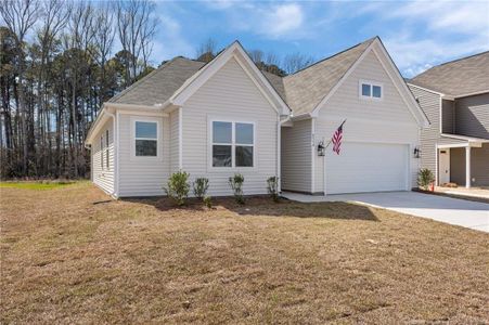 New construction Single-Family house 4538 Bunkers Bay Ln, Hope Mills, NC 28371 - image