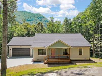 New construction Single-Family house 252 Davy Crockett Dr, Maggie Valley, NC 28785 - image