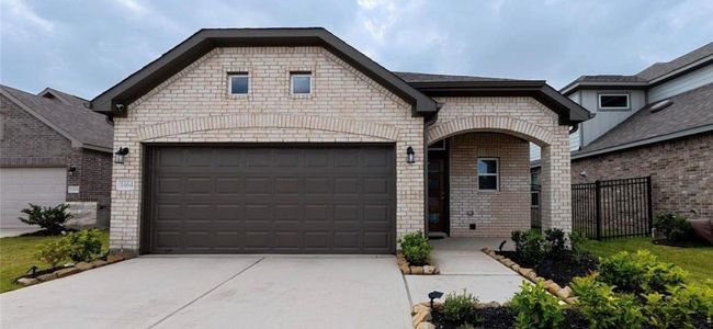 New construction Single-Family house 13326 Prado Ridge Ln, Iowa Colony, TX 77583 - image