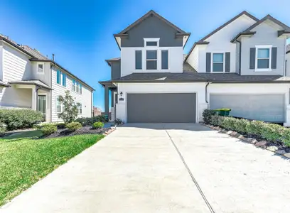 New construction Townhouse house 5515 Hyde Park Dr, Pasadena, TX 77505 - image