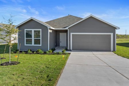 New construction Single-Family house 13212 Eastland Dr, Mustang Ridge, TX 78610 plan Hendrix - image