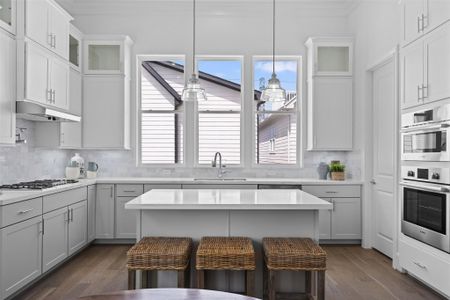 New construction Single-Family house 8711 Park Kolbe Ln, Houston, TX 77080 - image 13