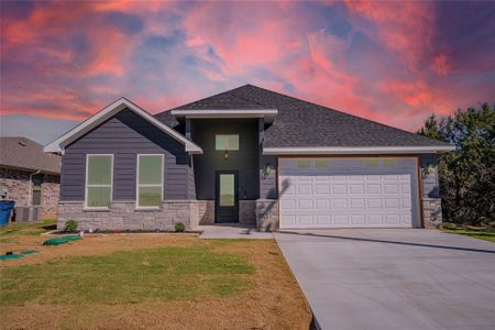 New construction Single-Family house 2912 Steepleridge Circle, Granbury, TX 76048 - photo 0