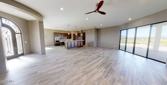 New construction Single-Family house 38718 N 24Th Ave, Phoenix, AZ 85086 null- photo 2 2