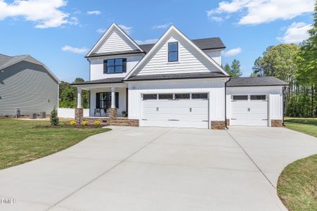 New construction Single-Family house 303 Freedom Rdg Dr, Smithfield, NC 27577 - image
