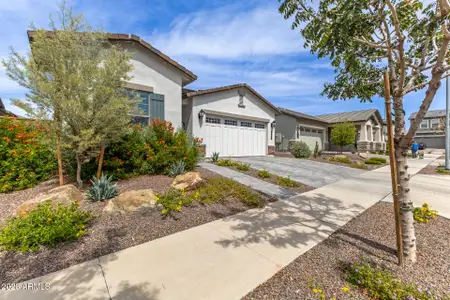 New construction Single-Family house 1926 W Holden Dr, Phoenix, AZ 85085 plan The Schrader - image