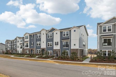 New construction Townhouse house 359 Golden Maple Ct, Fort Mill, SC 29708 - image