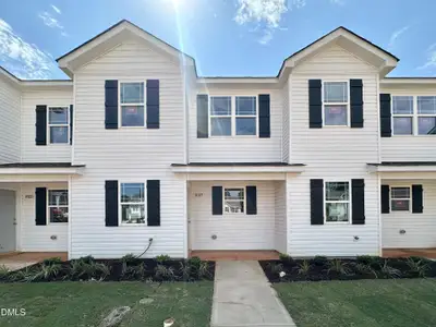 New construction Townhouse house 1027 Peony Ln, Youngsville, NC 27596 - image