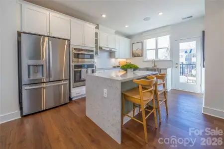 New construction Townhouse house 4032 Canvas Ct, Charlotte, NC 28205 - image