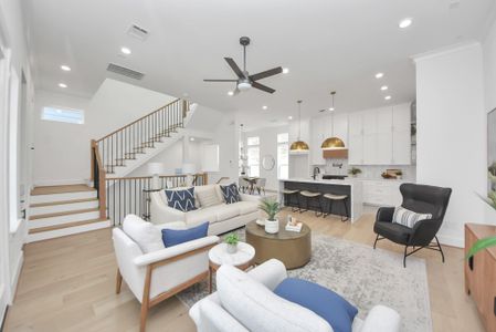 New construction Single-Family house 923 Fisher St, Unit E, Houston, TX 77018 - image 19