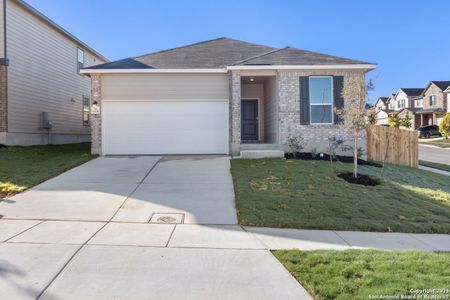New construction Single-Family house 9306 Devils Riv, Converse, TX 78109 - image