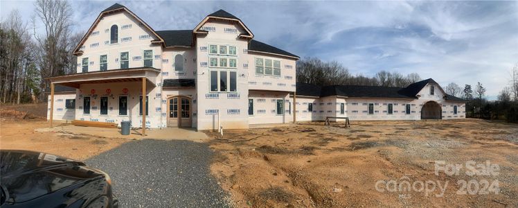 New construction Single-Family house 9700 Hood Road, Charlotte, NC 28215 - photo 0